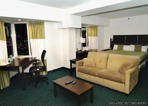 Niagara Plaza Hotel By Fairbridge