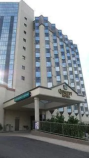 Niagara Plaza Hotel By Fairbridge Canada